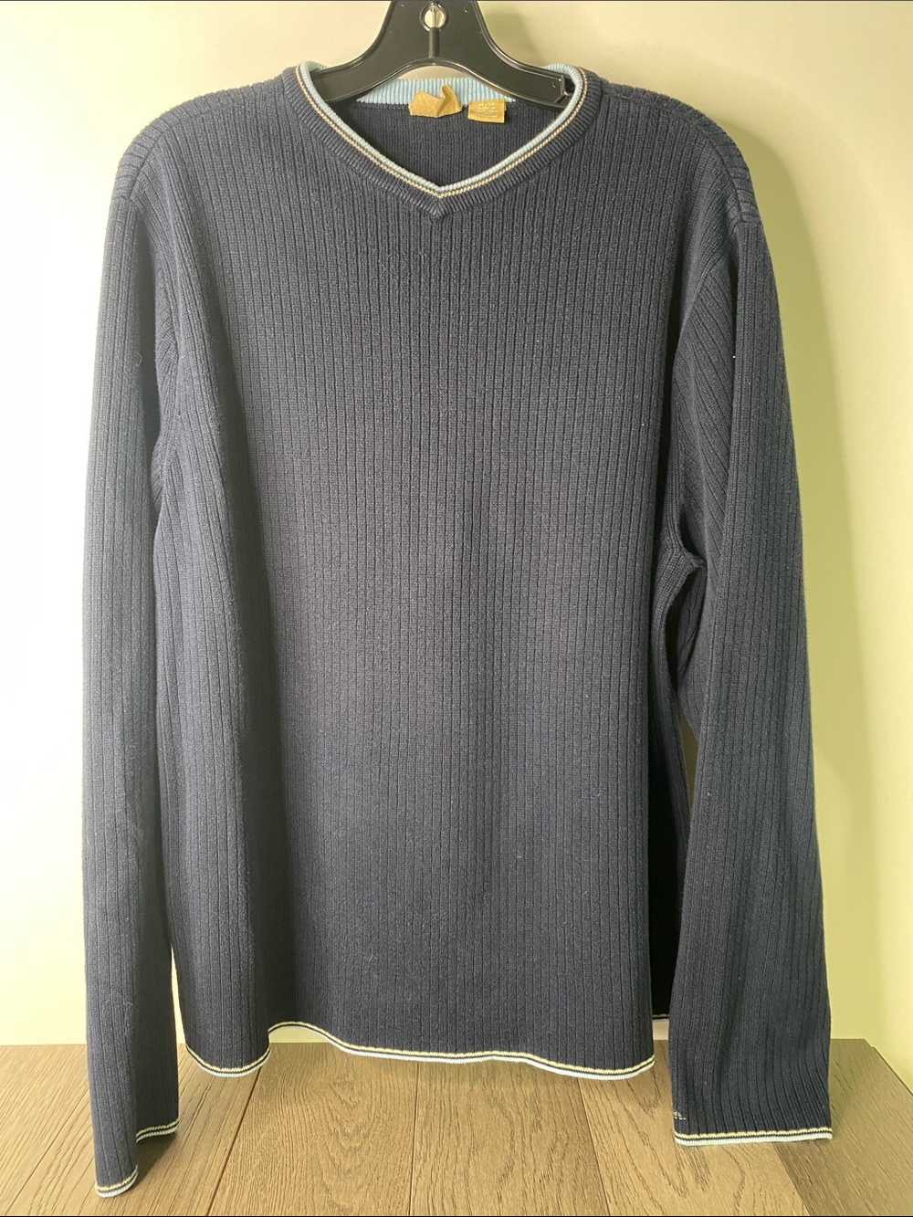 Y2K Quiksilver Men's XL V-Neck Ribbed Sweater - Navy with Contrast Trim - 1437